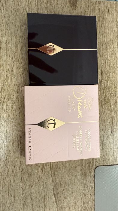 Paleta Charlotte Tilbury pilow talk dreams