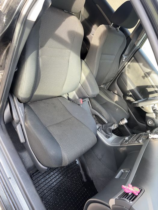 Toyota Avensis 2.2 dcat 177km 2006