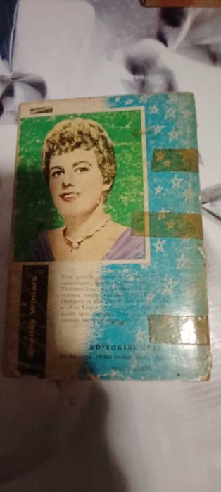 Descubra o Poder Transformador dos Livros! _ Tumbas para os mortos _