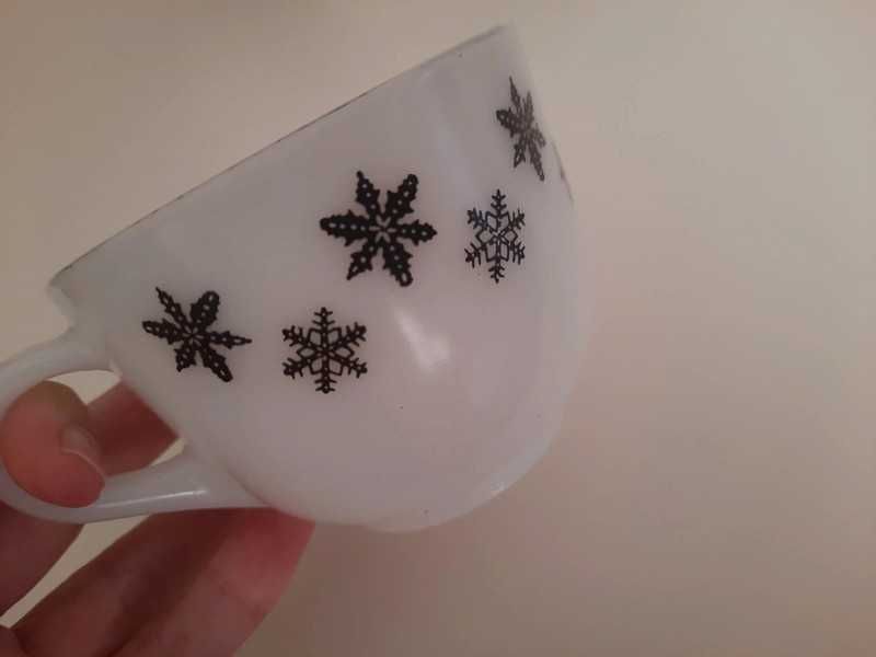 Chávena de chá JAJ Floco de Neve Preto