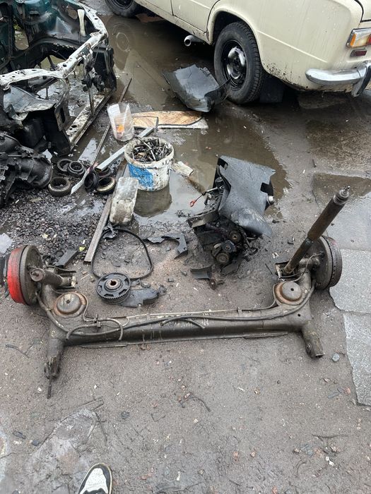 Задняя балка рено логан дача соленза супер нова