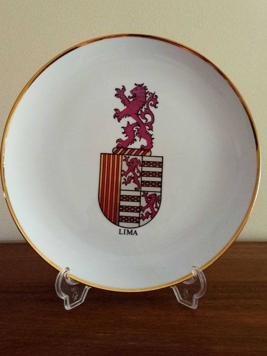 Prato decorativo Porcelana com Brazão