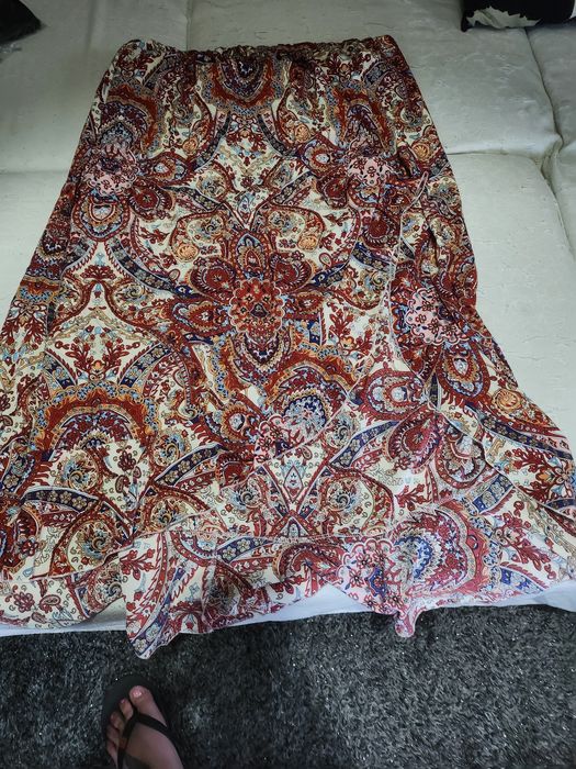 Saias diferentes à  venda