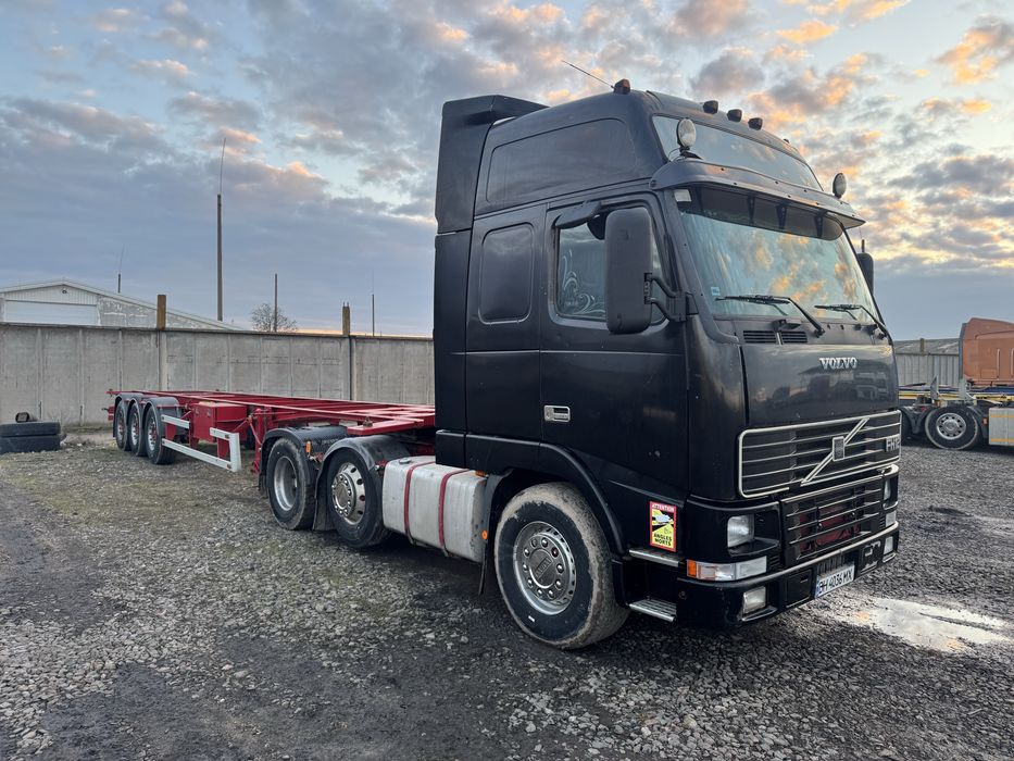VOLVO FH 12  ленивец 6*2, чорная , холодильник