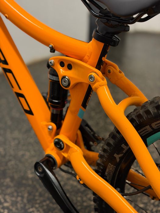 NORCO FLUID 20 Full Enduro dla dziecka / amortyzacja przód + tył