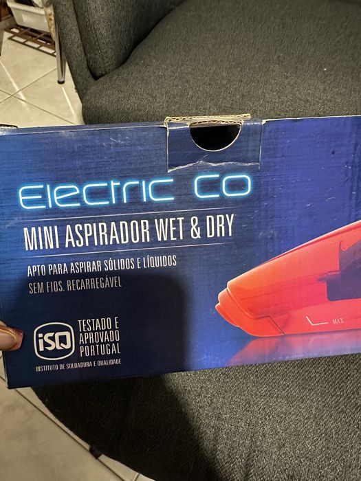 Mini-aspirador sem fios