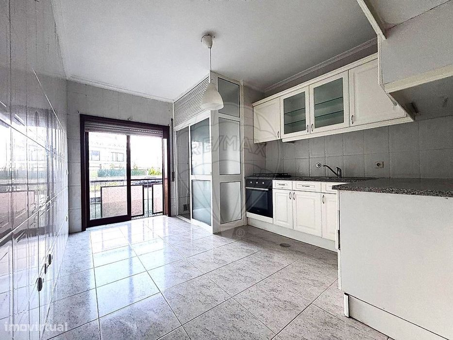 Apartamento T2 para arrendamento