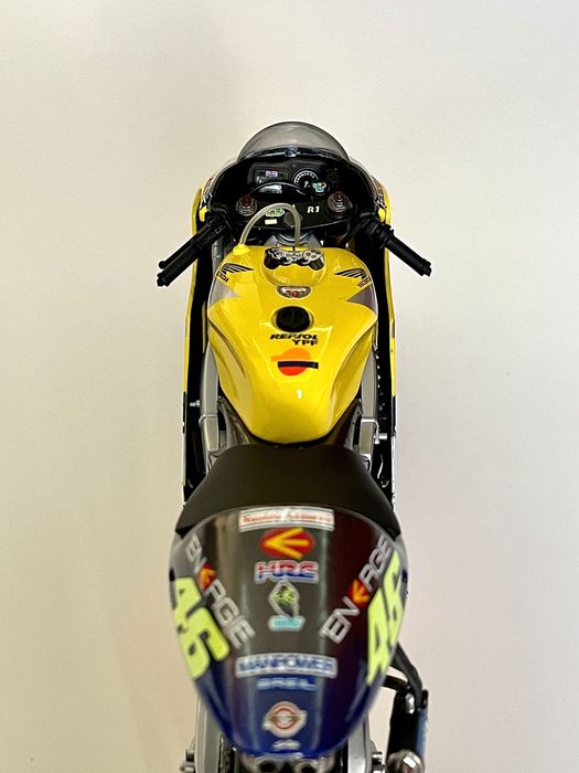 Minichamps 1:12 Honda 500cc Valentino Rossi