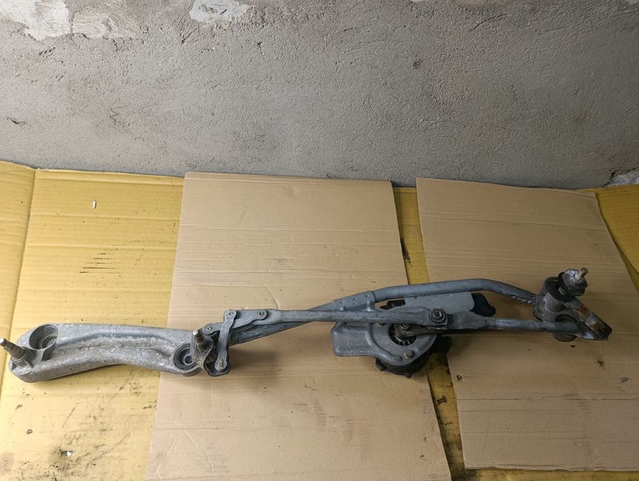 BMW E39 - mechanizm wycieraczek przód 8.360603