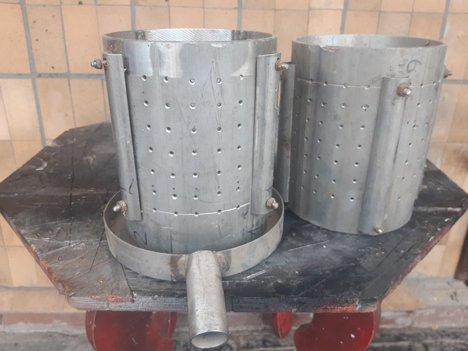 Соковыжымалка из нержавеющей стали.