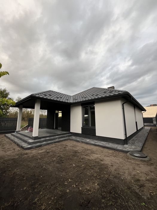 Будинок.Буча