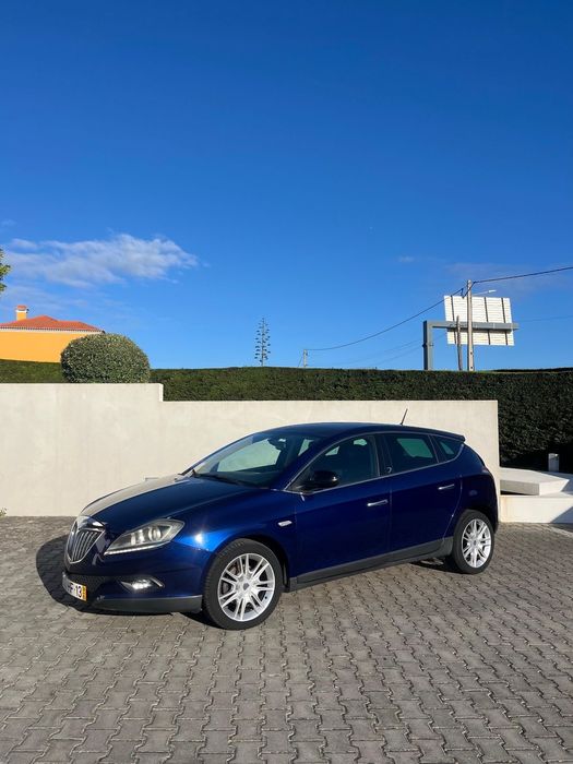 Lancia Delta 1.6 M-Jet Argento