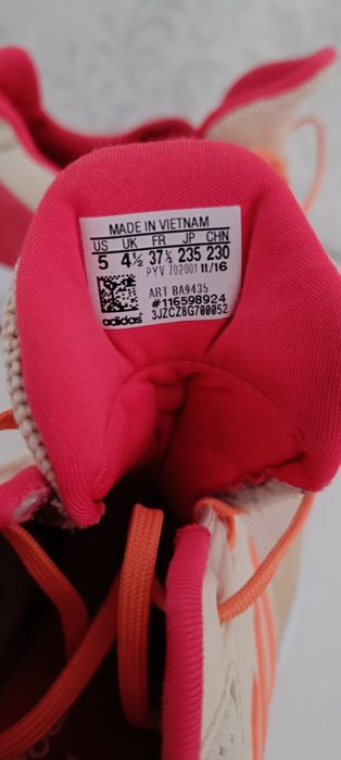 Buty sportowe Adidas damskie