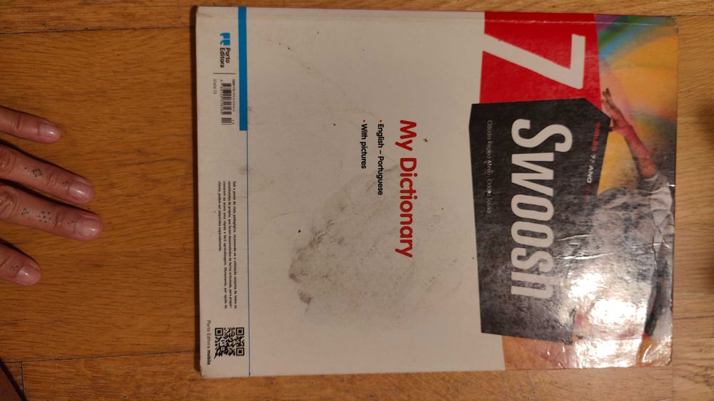 Livro de actividades inglês 7ano Swoosh