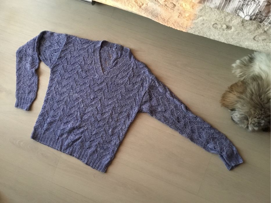 Trzy sweterki robione na drutach (3), rozm. L-XL