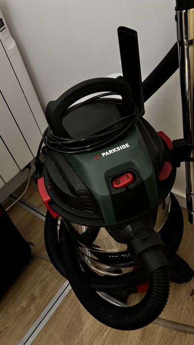 Aspirador de po e liquidos