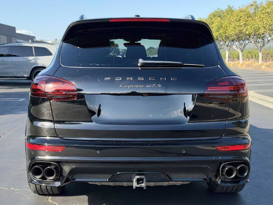 Porsche Cayenne      2017