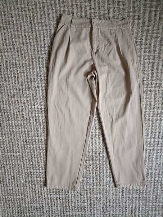 Bawełniane proste spodnie z wysokim stanem