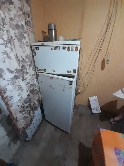 Продам холодильник