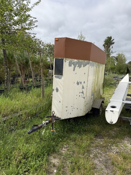 Atrelado para 1 cavalo