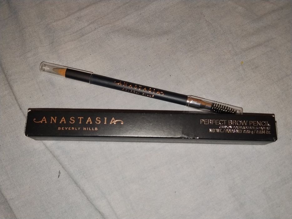 Kredka do brwi Anastasia Beverly Hills Perfect Brow Pencil Blonde