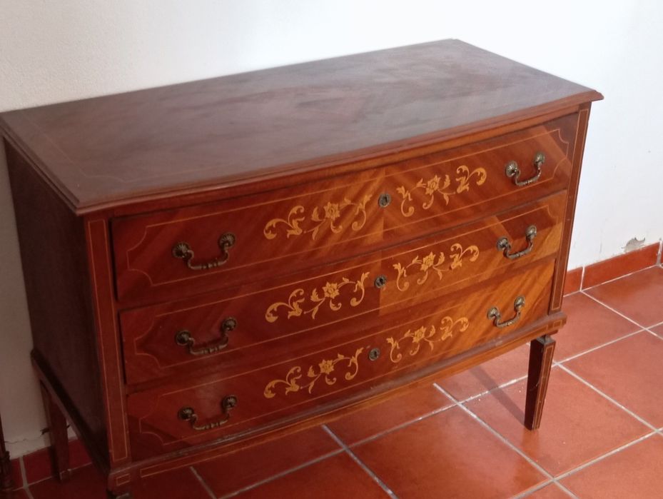 Mobília tradicional dona Maria