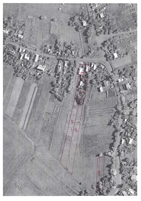 Будинок із земельною ділянкою