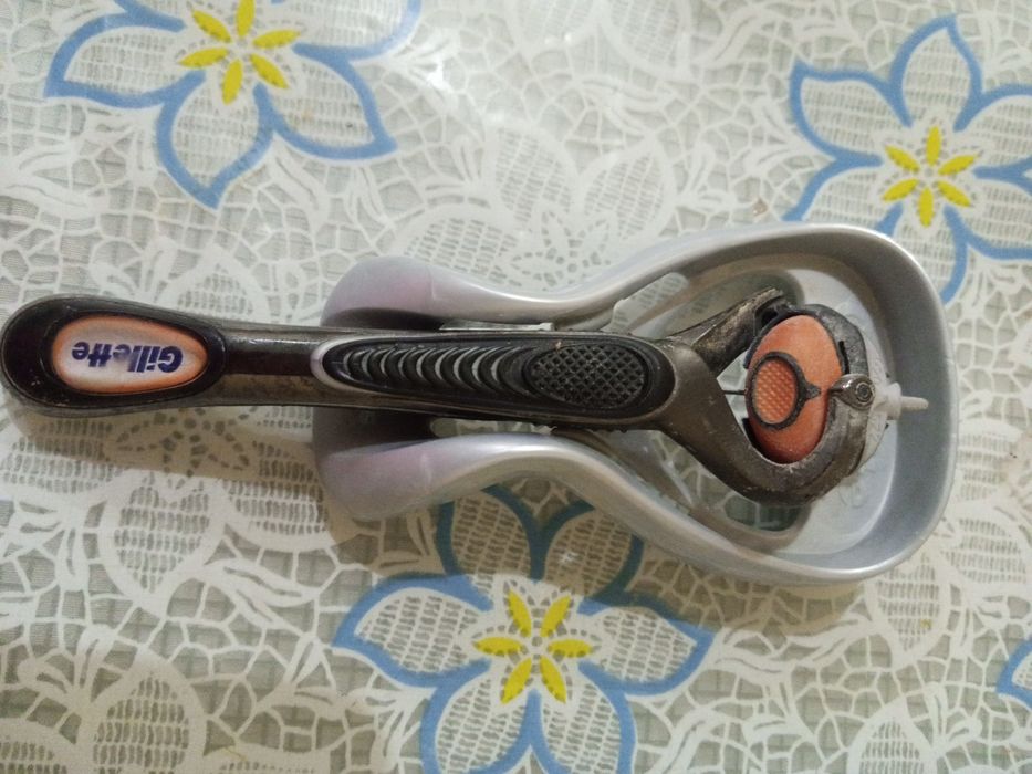 Бритва чоловіча Gillette Fusion5 Pro Glide Flexball станок для гоління