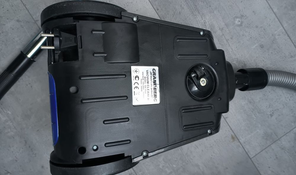 Пилосос Grandberg