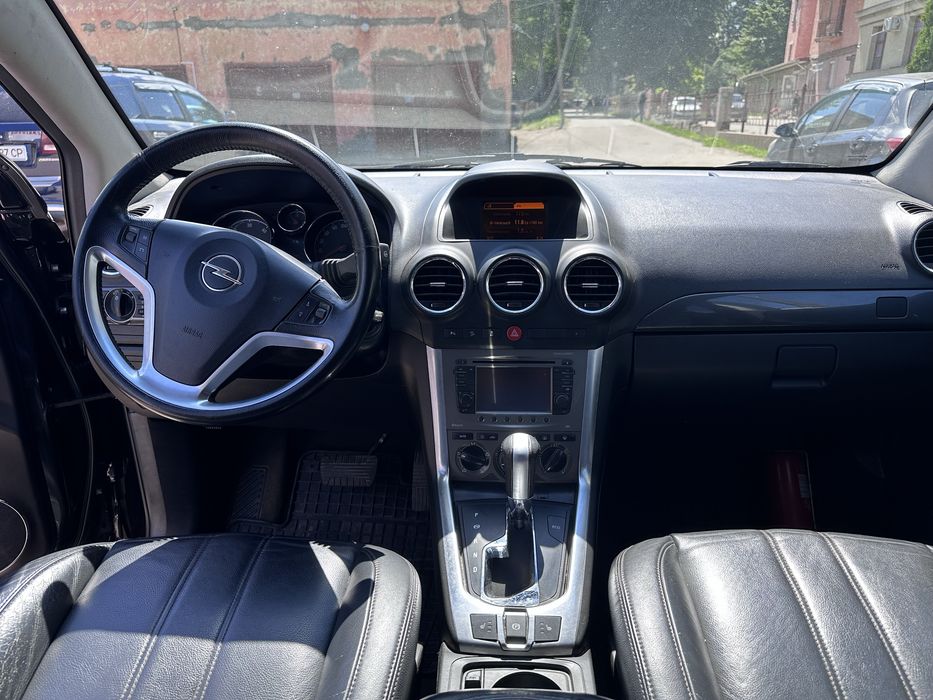 Опель Антара 2.2 дизель автомат