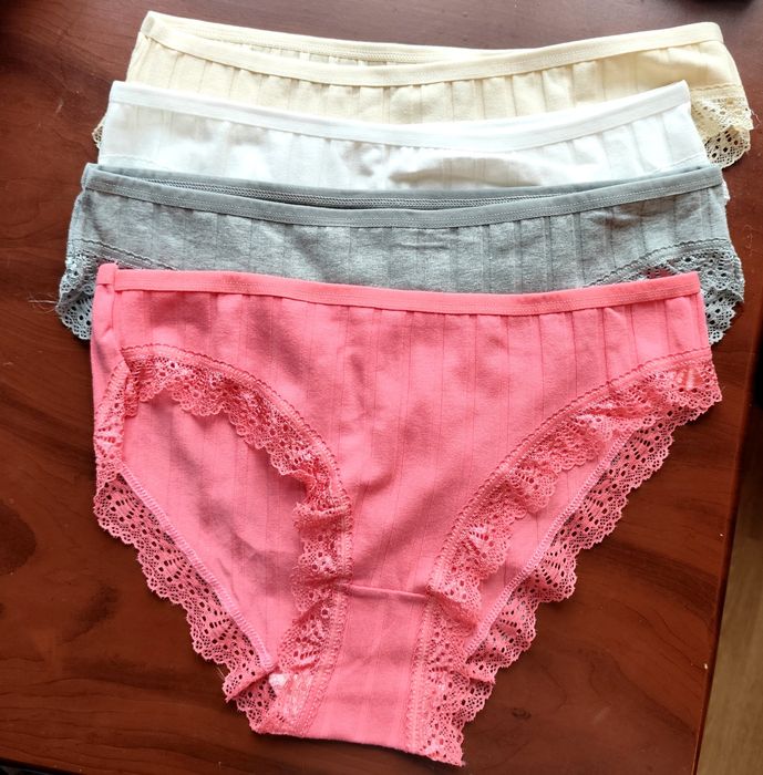 Nowe oprogramowanie. Majtki damskie bawełniane