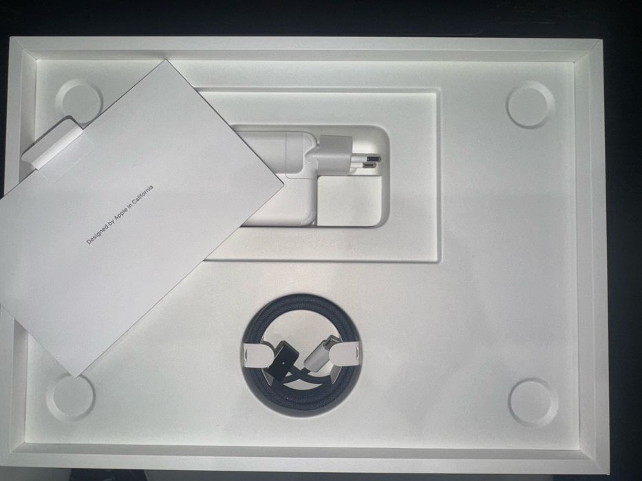 MacBook Air Apple M2 8/256