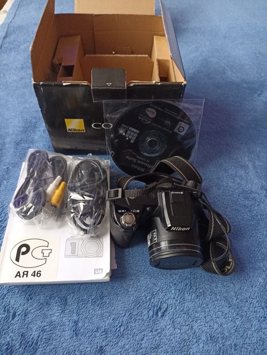 Цифровий фотоапарат повний комплект