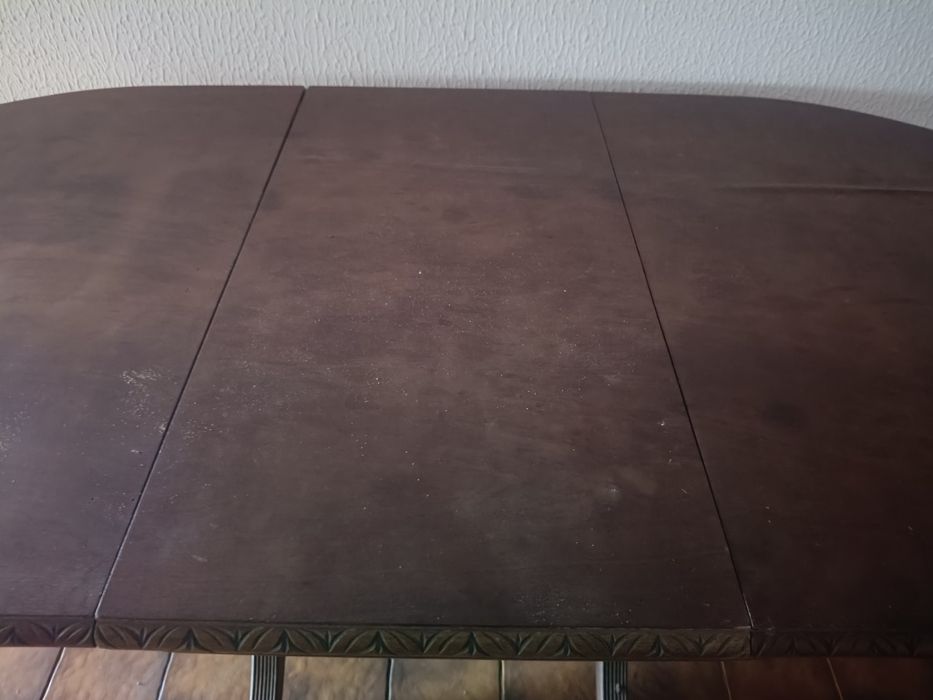 Mesa de madeira - sala