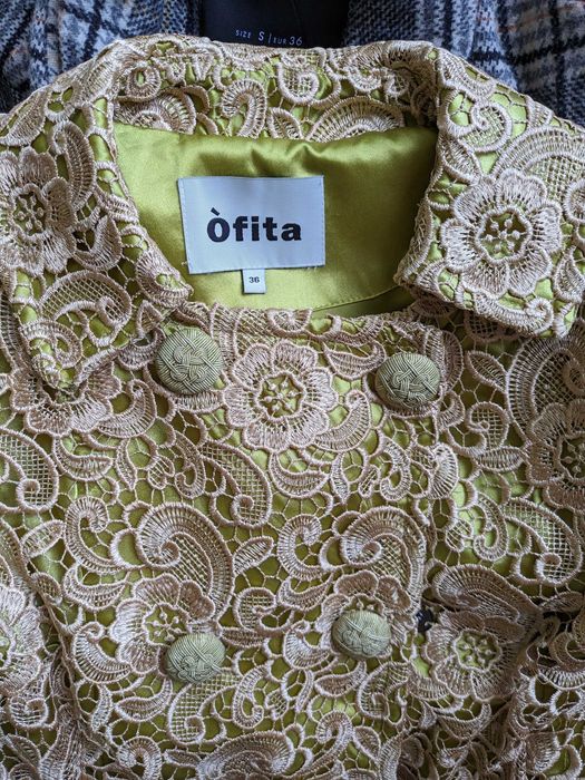 Пальто весняне мереживне гірчичного кольору