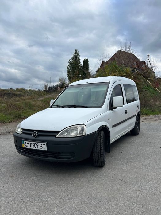 Opel Combo 2006/ 1.3 турбодизель.