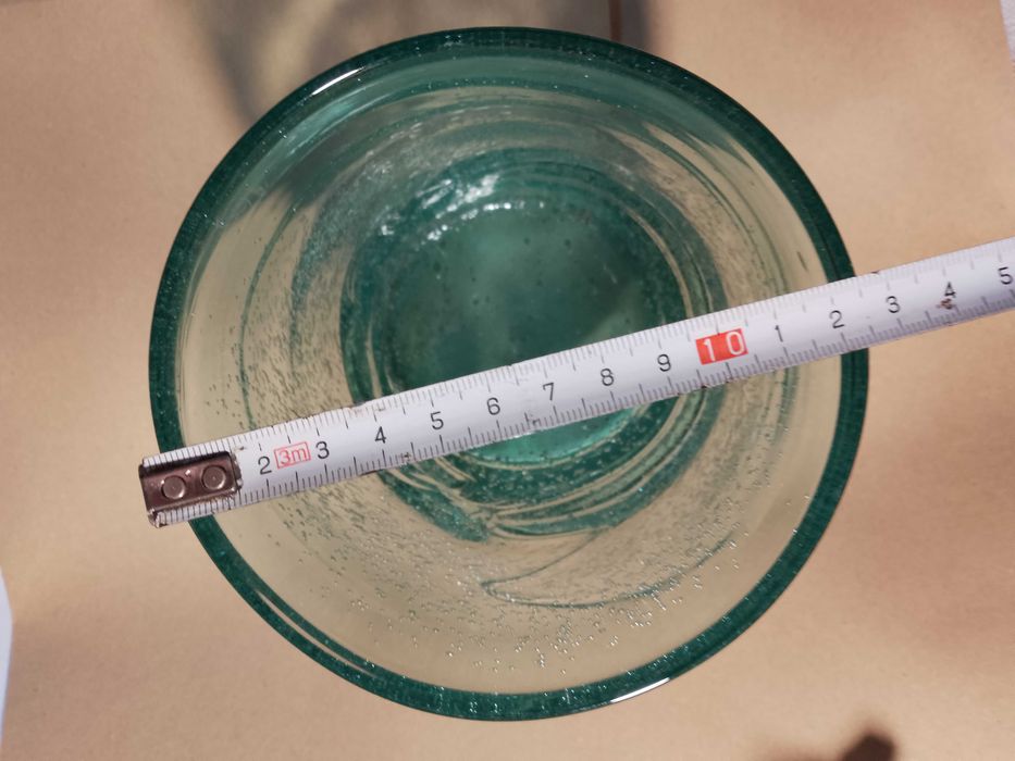 stary zielony wazon kolorowe szkło