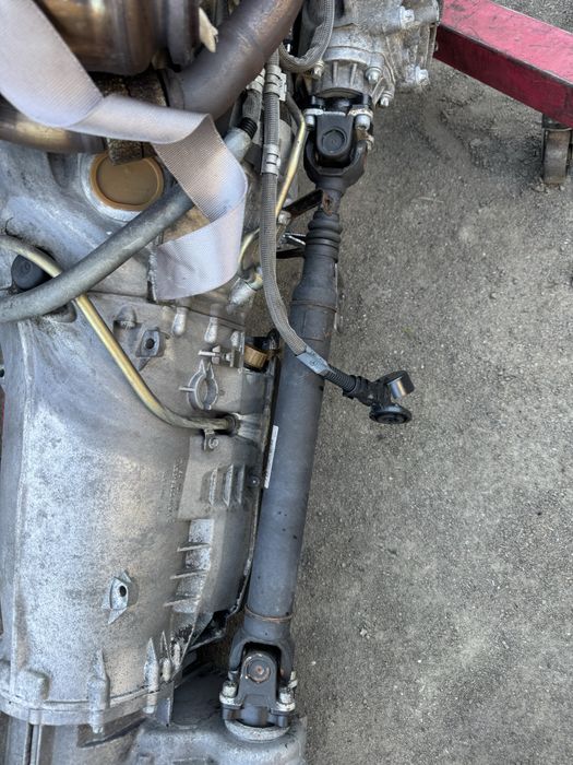 Роздатка w211 mercedes 3.0 642 4matic мерседес кардан передній