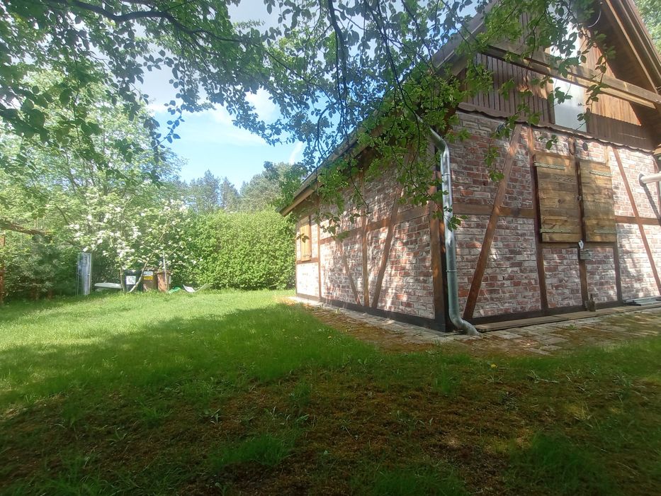 Domek nad jeziorem Tarnowskie Duże Jodłów k. Sława