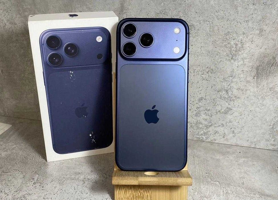 iPhone 17 Pro Max, 256 ГБ, SIM + eSIM