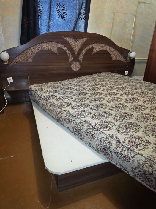 Кровать двухспальная (king size) 200/180см