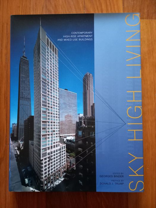 Livro Sky High Living