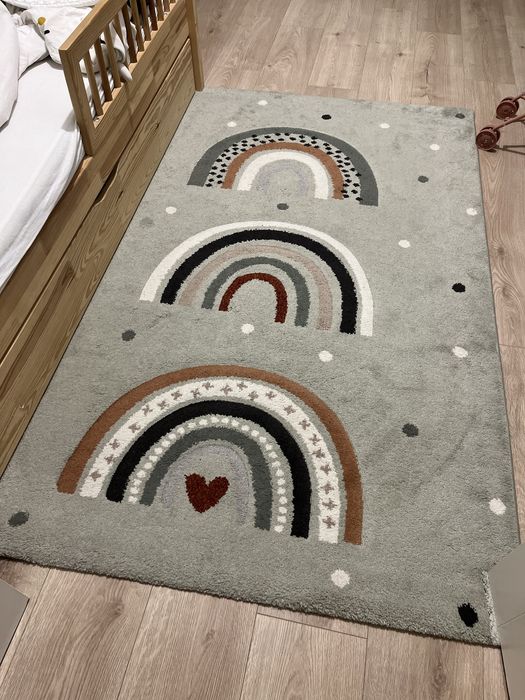 Sprzedam dywan dzieciecy 120x170