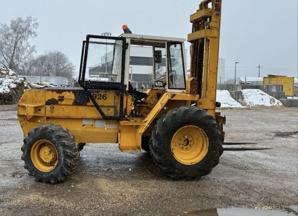 Mini pá carregadora jcb