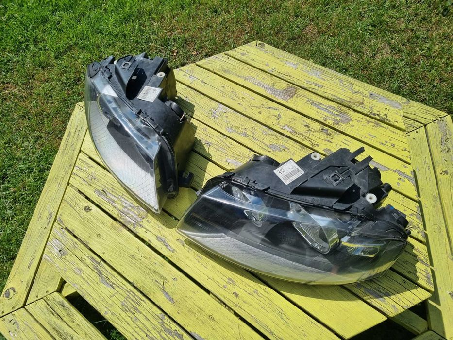 AUDI A3 8P (03-08)- LAMPY przednie przód LEWA i PRAWA oryginalne AL