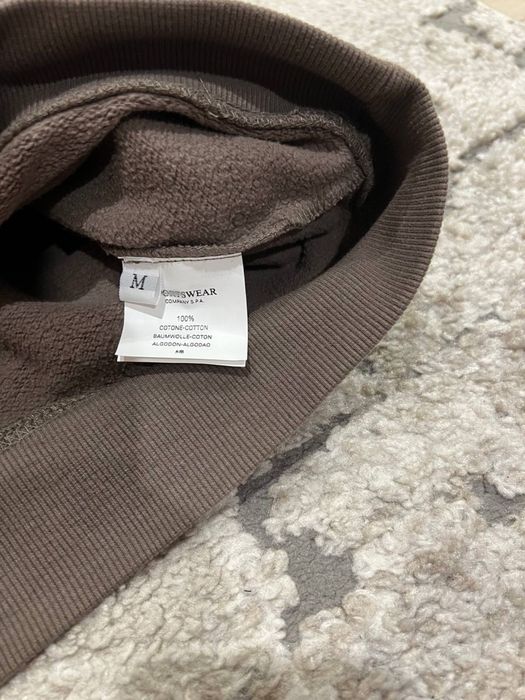 Stone island коричневий колір