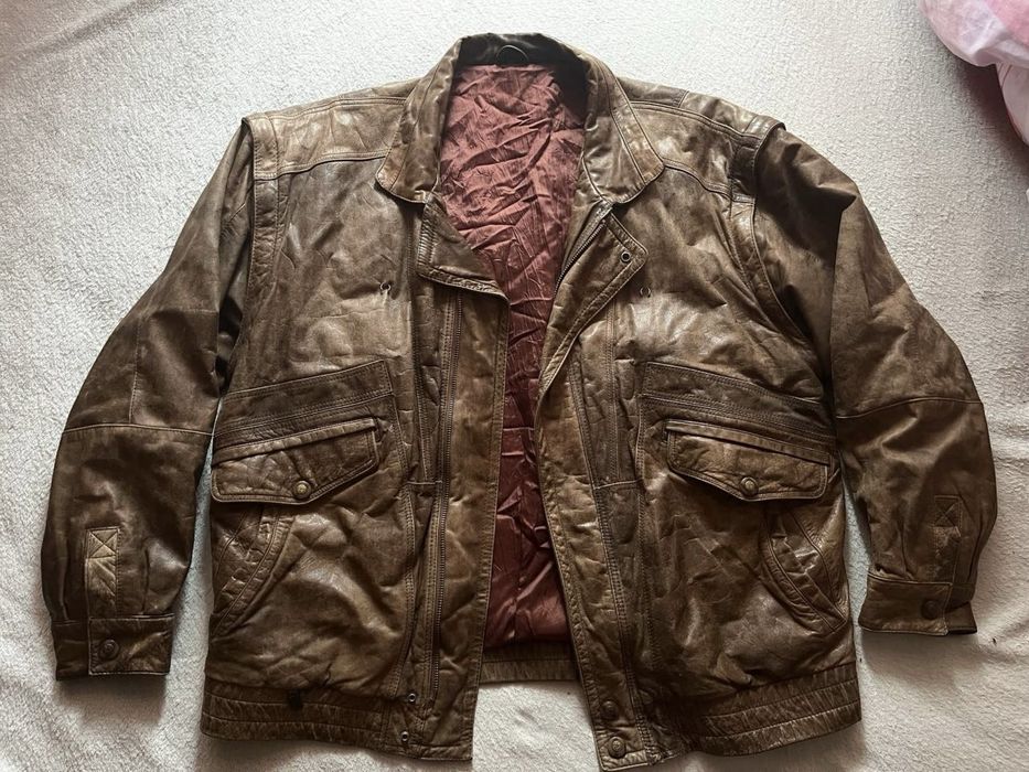 Кожанка «пирсинг сосков»