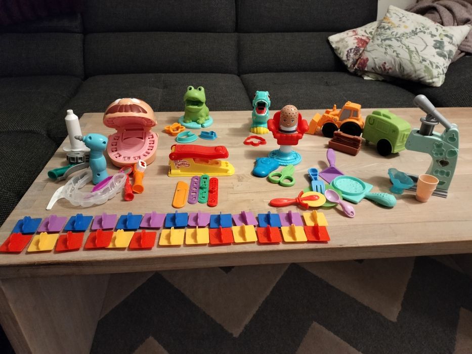 Duzy zestaw zabawek do play-doh