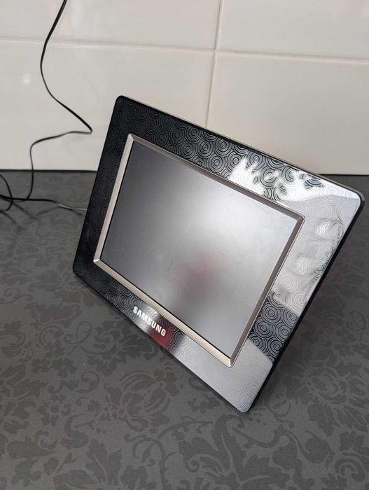 Ramka do zdjęć cyfrowa Samsung elektroniczna wifi karta mp3