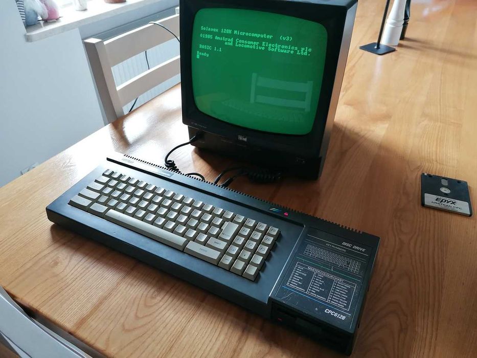 Sprzedam 2 x Amstrad CPC 6128 z unikatową drukarką DMP-2000